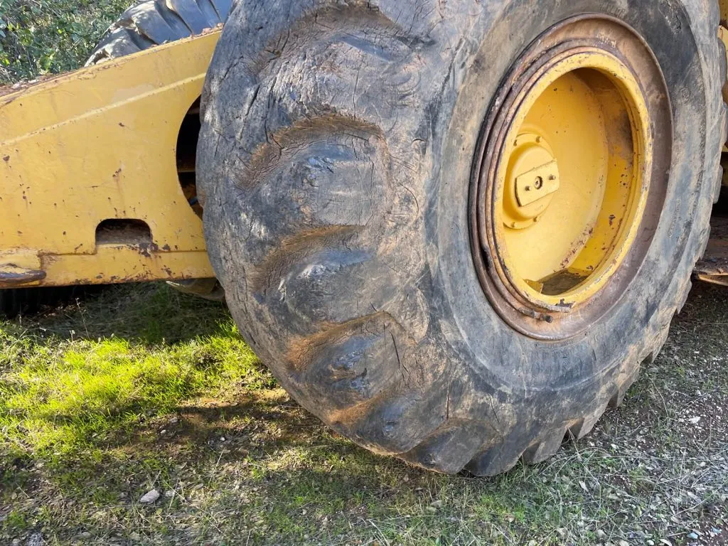 Scrapers-Caterpillar-631B-34253068.jpg